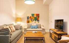 Angeles Deluxe Suite By Valcambre